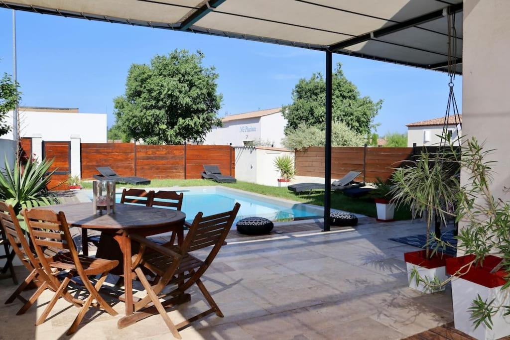 Saint-Rémy-de-Provence Villa Llolan מראה חיצוני תמונה