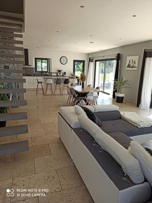 Saint-Rémy-de-Provence Villa Llolan מראה חיצוני תמונה