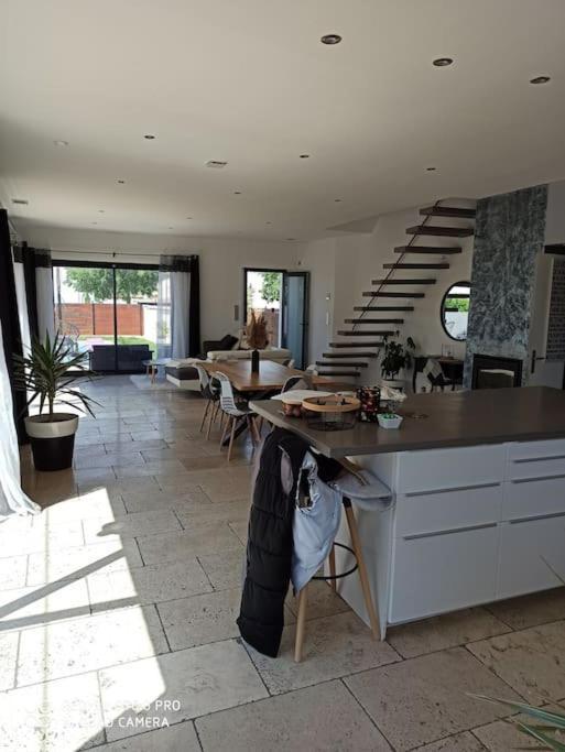 Saint-Rémy-de-Provence Villa Llolan מראה חיצוני תמונה